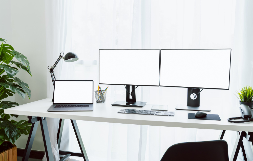 Optimiser son bureau de télétravail avec deux écrans
